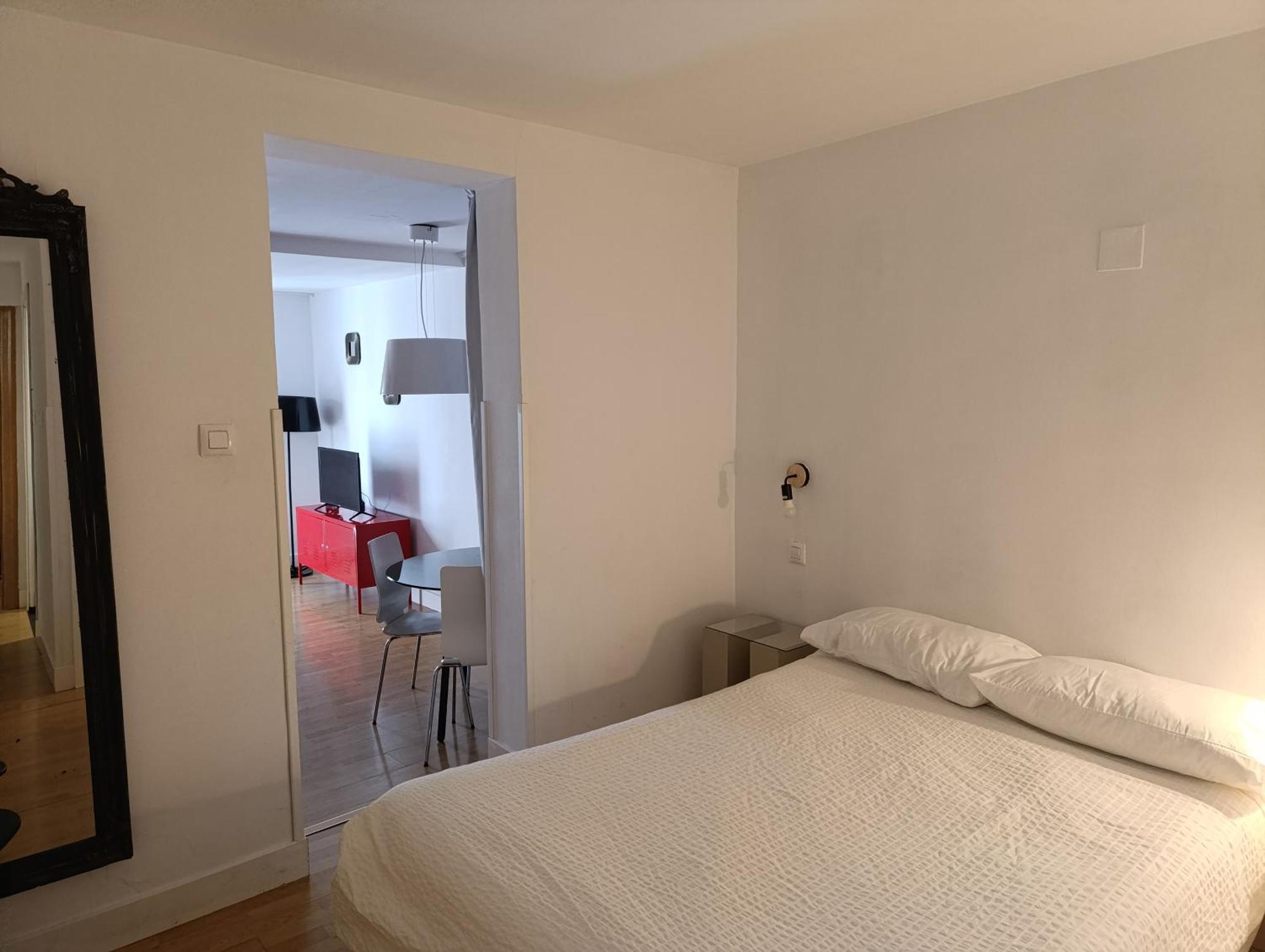 Apartamento En Huertas Мадрид Екстериор снимка
